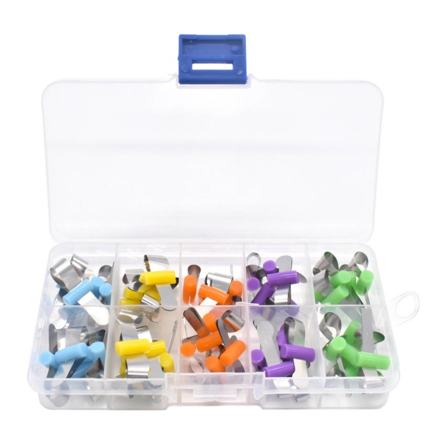 Matrices métalliques profilées sectionnelles dentaires