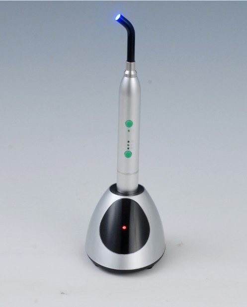 Lampe à polymériser orthodontique OSA-F077W.jpg