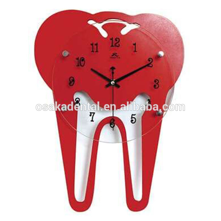 Horloge de forme des dents pour la décoration