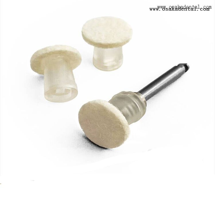 Disque imprégné de pâte dentaire pour un polissage haute brillance