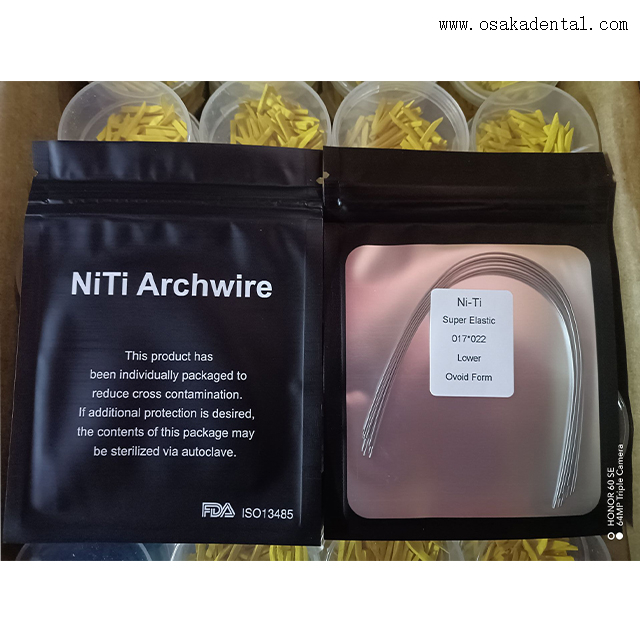 Fils d'arc orthodontique en acier inoxydable résistant à la corrosion