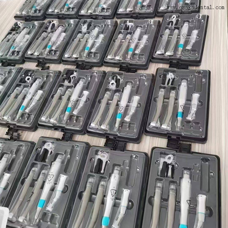 Ensemble de pièces à main dentaires avec pièce à main haute et basse vitesse