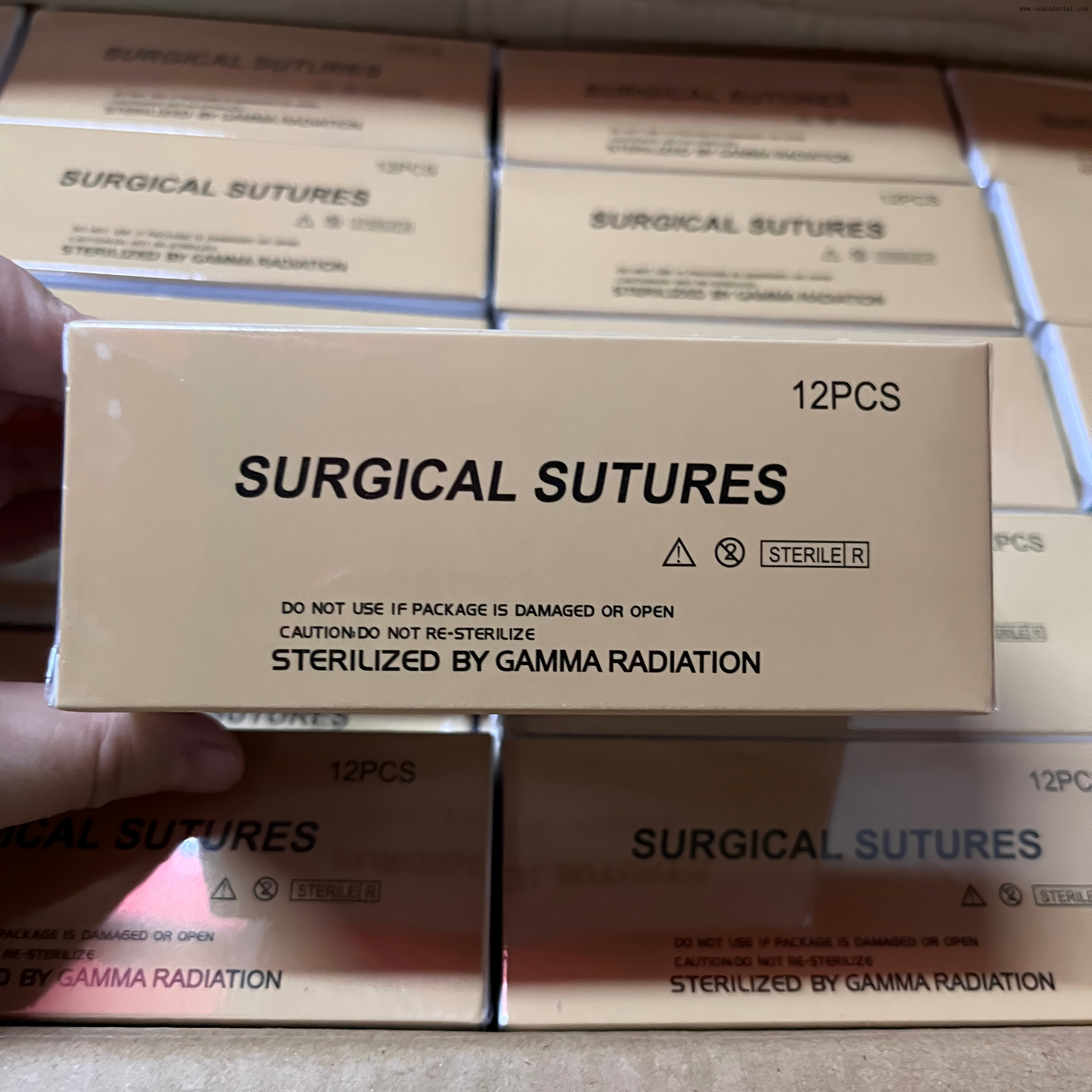 Sutures chirurgicales de clinique dentaire stérilisées par rayonnement gamma
