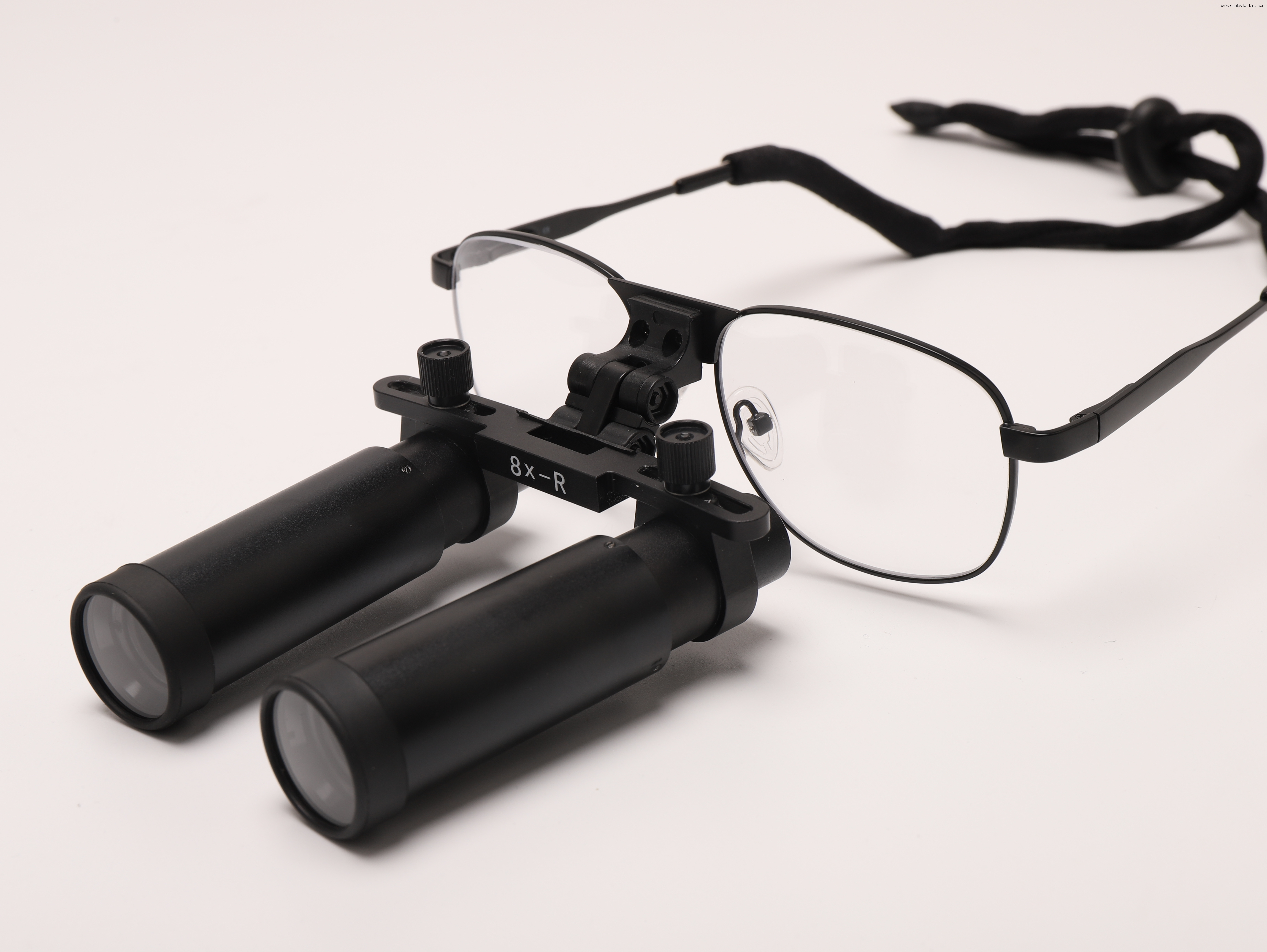 La précision libérée : des loupes dentaires pour une précision clinique améliorée