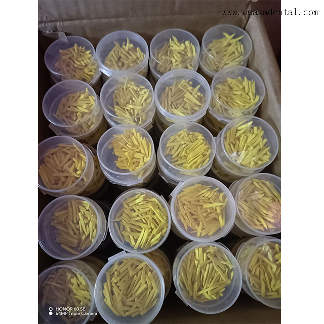 Cales dentaires en bois de haute qualité pour un usage professionnel