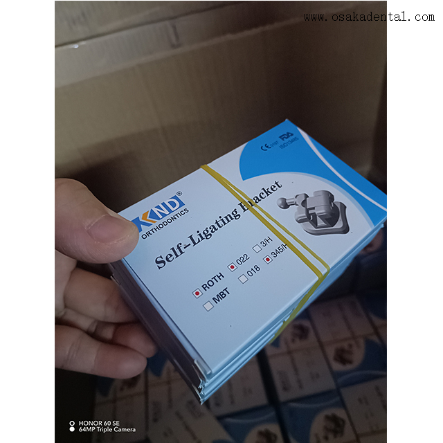 Brackets autoligaturants de haute qualité pour le traitement orthodontique
