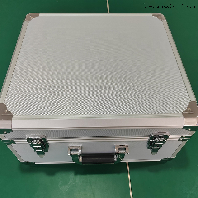 Machine d'implant dentaire avec contre-angle à fibre optique