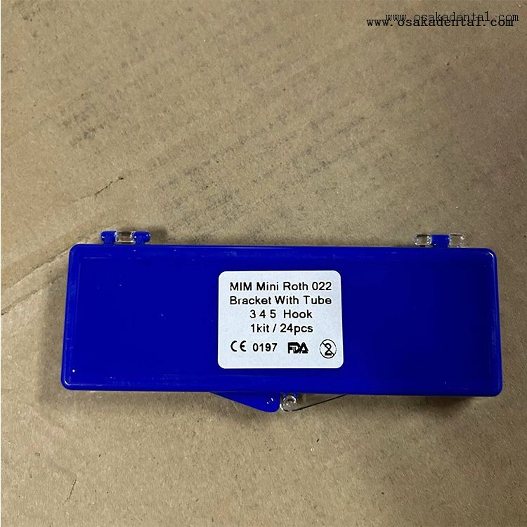 Support orthodontique dentaire avec 4 tubes buccaux