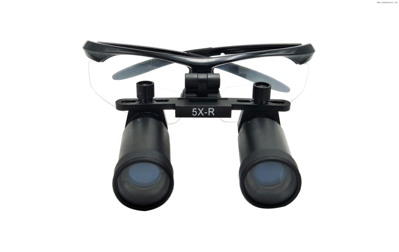 La précision libérée : des loupes dentaires pour une précision clinique améliorée