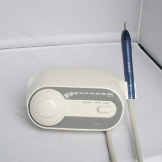 Type détachable avec détartreur à ultrasons dentaire à lumière LED compatible avec EMS OSA-F749