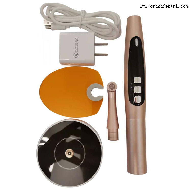 Lampe à polymériser dentaire d'une seconde avec tête métallique