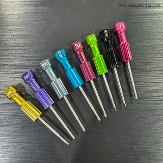 Tournevis pour implants dentaires colorés