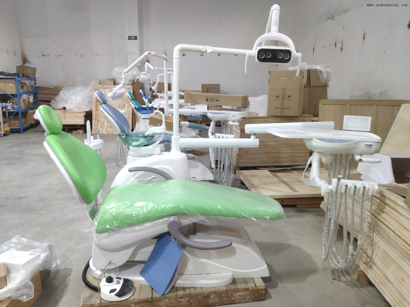 Fauteuil dentaire robuste au design ergonomique pour les procédures cliniques avancées