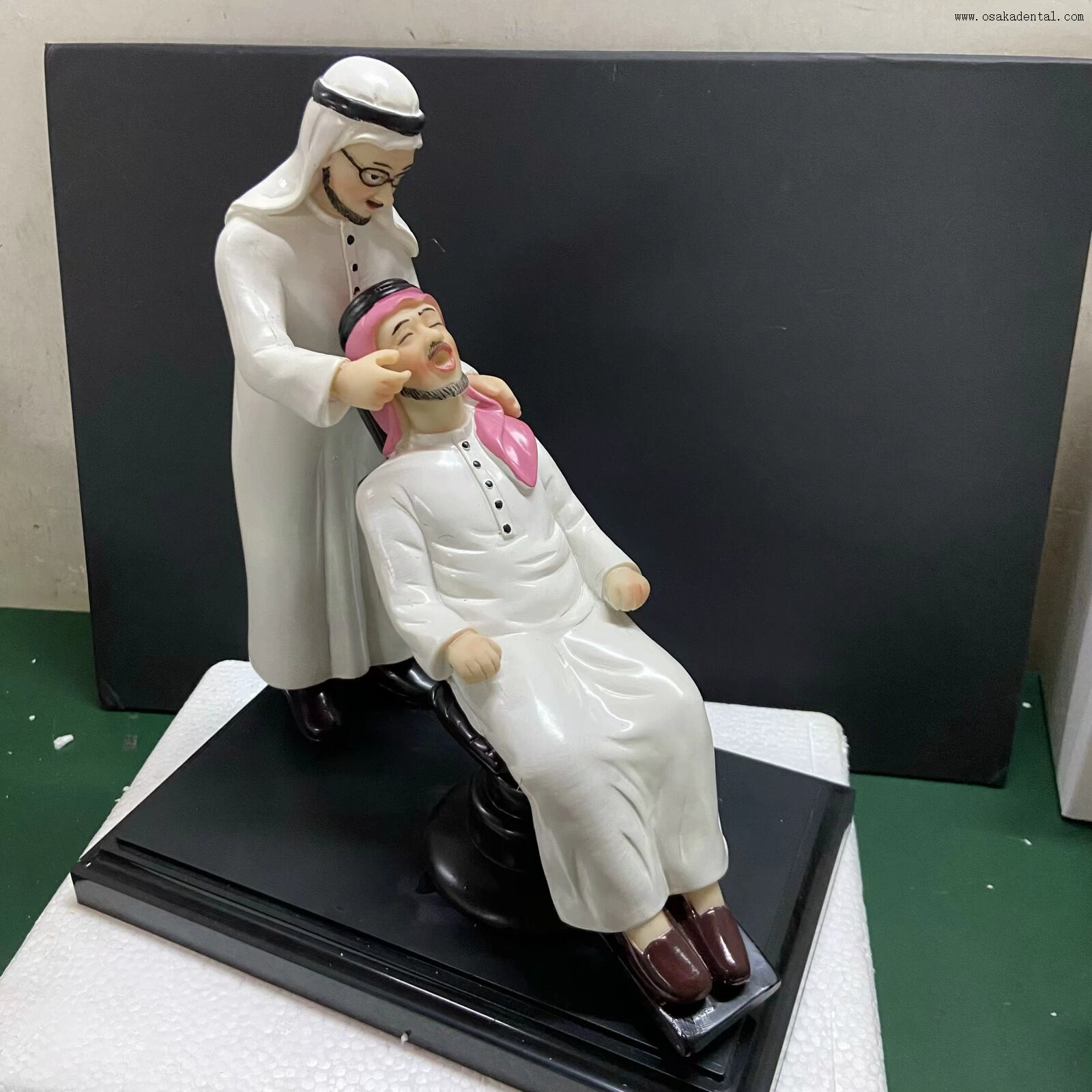 Figurine de médecin dentaire professionnelle en résine, pour démonstration en clinique