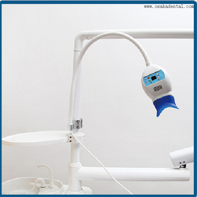 Machine de blanchiment dentaire qui peut être installée sur une unité dentaire