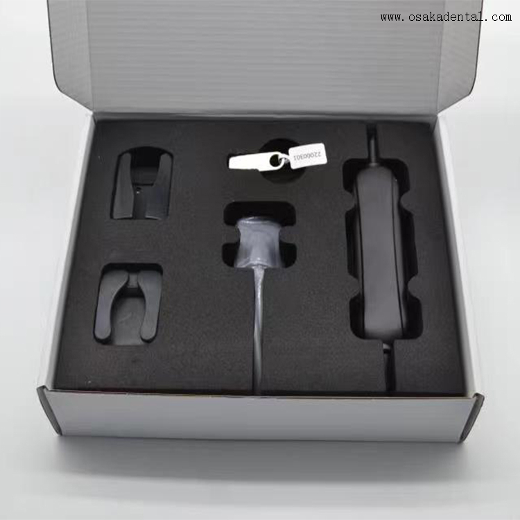 Capteur numérique à rayons X dentaire qui fournit des images directement sur ordinateur