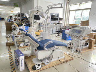 L'équipement de fauteuil dentaire le plus avancé offre une expérience de traitement confortable