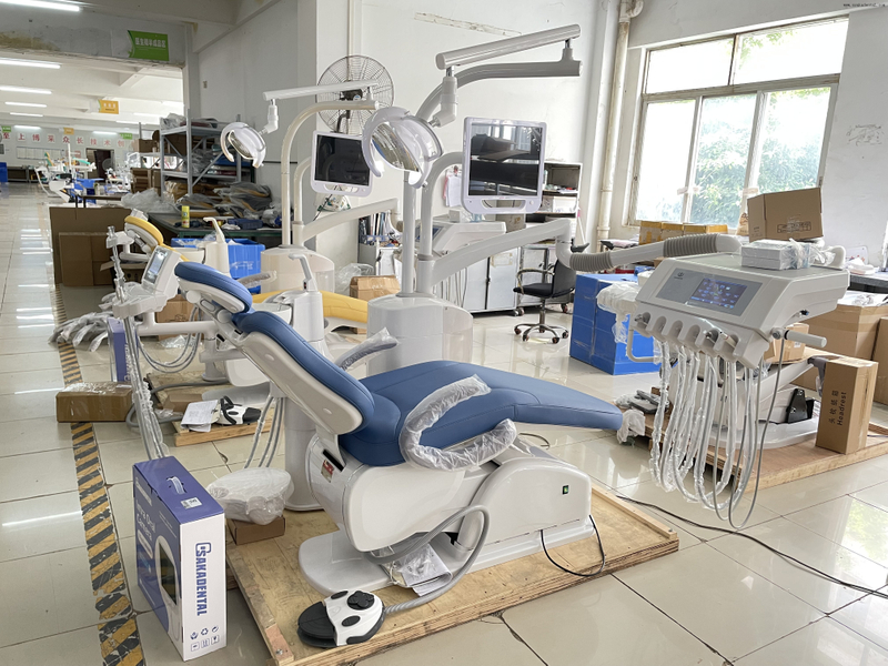 L'équipement de fauteuil dentaire le plus avancé offre une expérience de traitement confortable