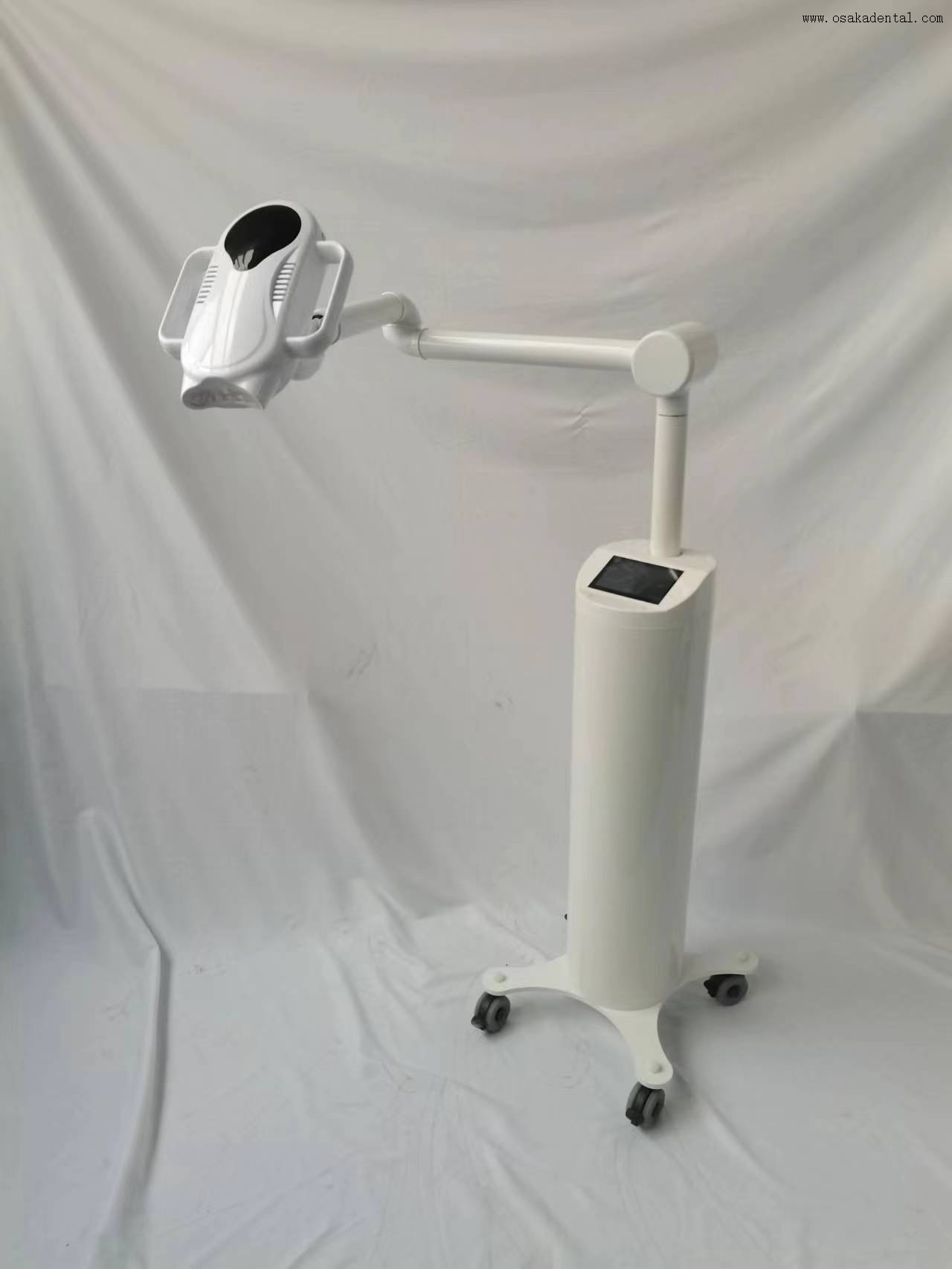 Lampe de blanchiment des dents Mobie trois couleurs rouge bleu violet avec roue