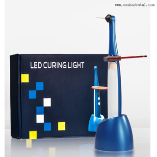 Une seconde lampe à polymériser LED de couleur bleue