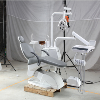 Unité dentaire de haute qualité / fauteuil dentaire avec lampe à 6 LED et 3 mémoires
