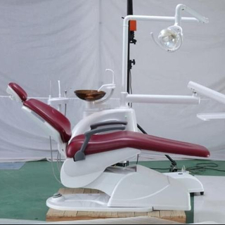 Chaise dentaire économique avec unité de lumière halogène pour la clinique dentaire